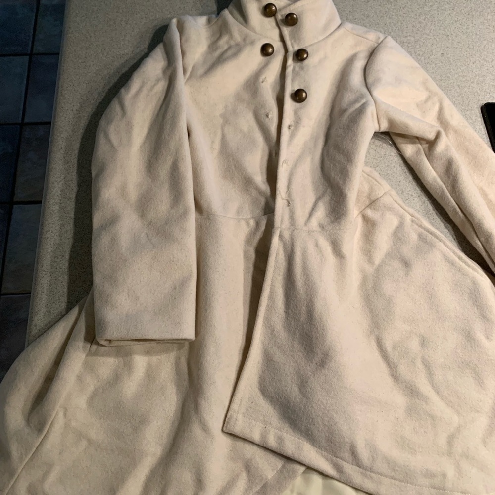 Mustard Pie trench coat